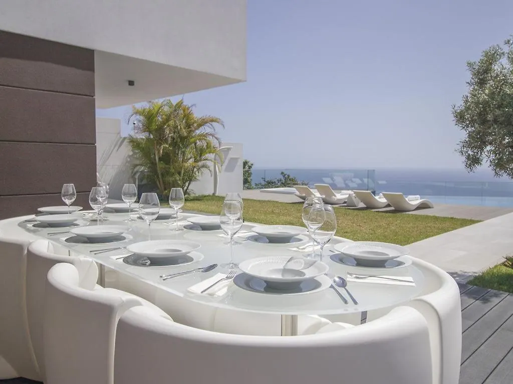 Villa Madeira Luxo - Superb Luxury Villa Seaviews Hot-Tub 10 Guests Funchal  Funchal (Madeira)