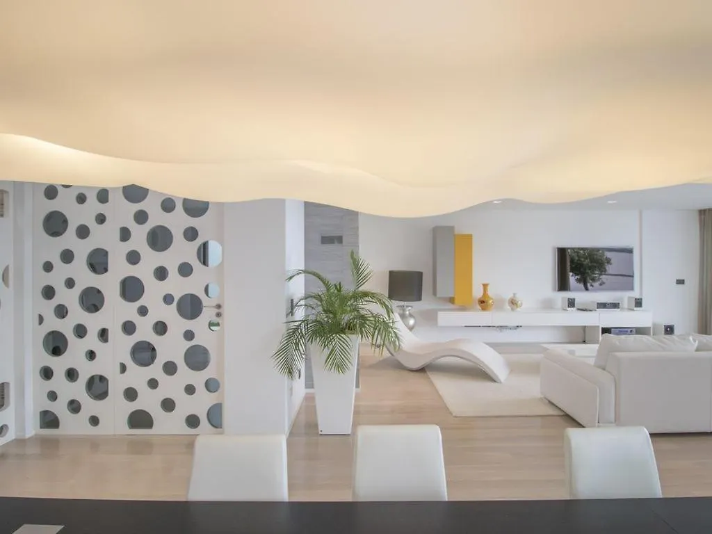 Villa Madeira Luxo - Superb Luxury Villa Seaviews Hot-Tub 10 Guests 푼샬 포르투갈