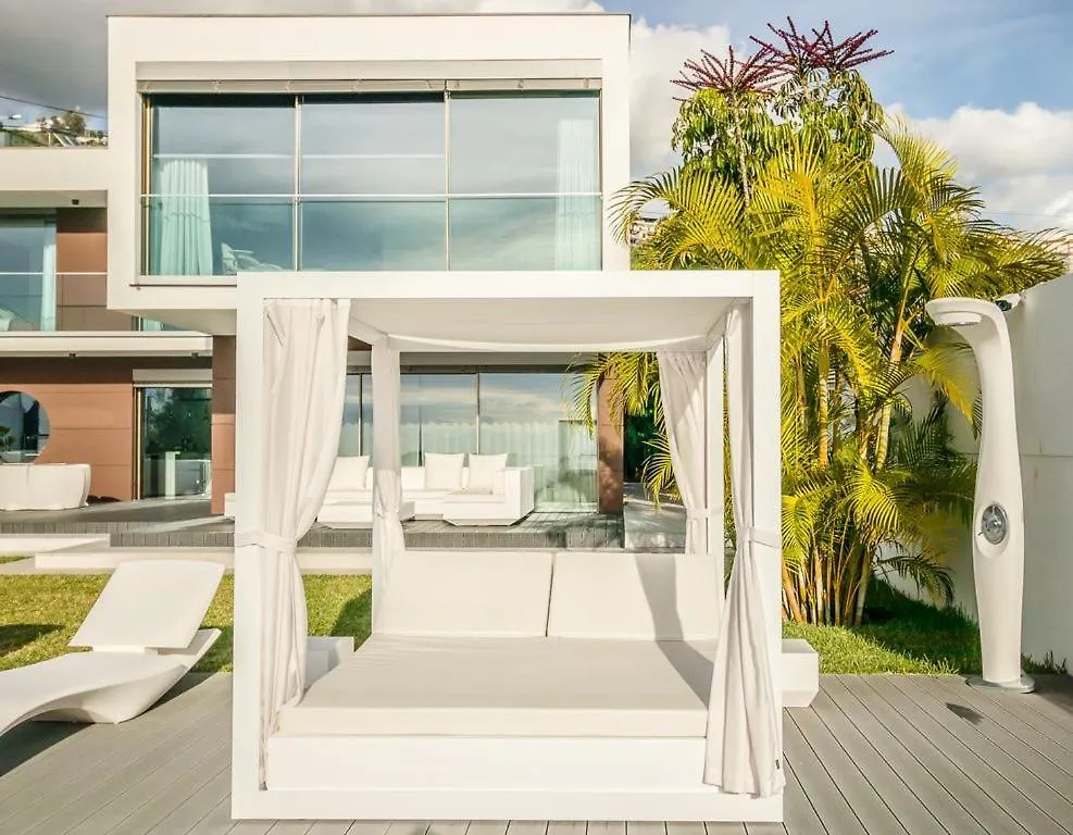 Villa Madeira Luxo - Superb Luxury Villa Seaviews Hot-Tub 10 Guests 푼샬 0*,  포르투갈